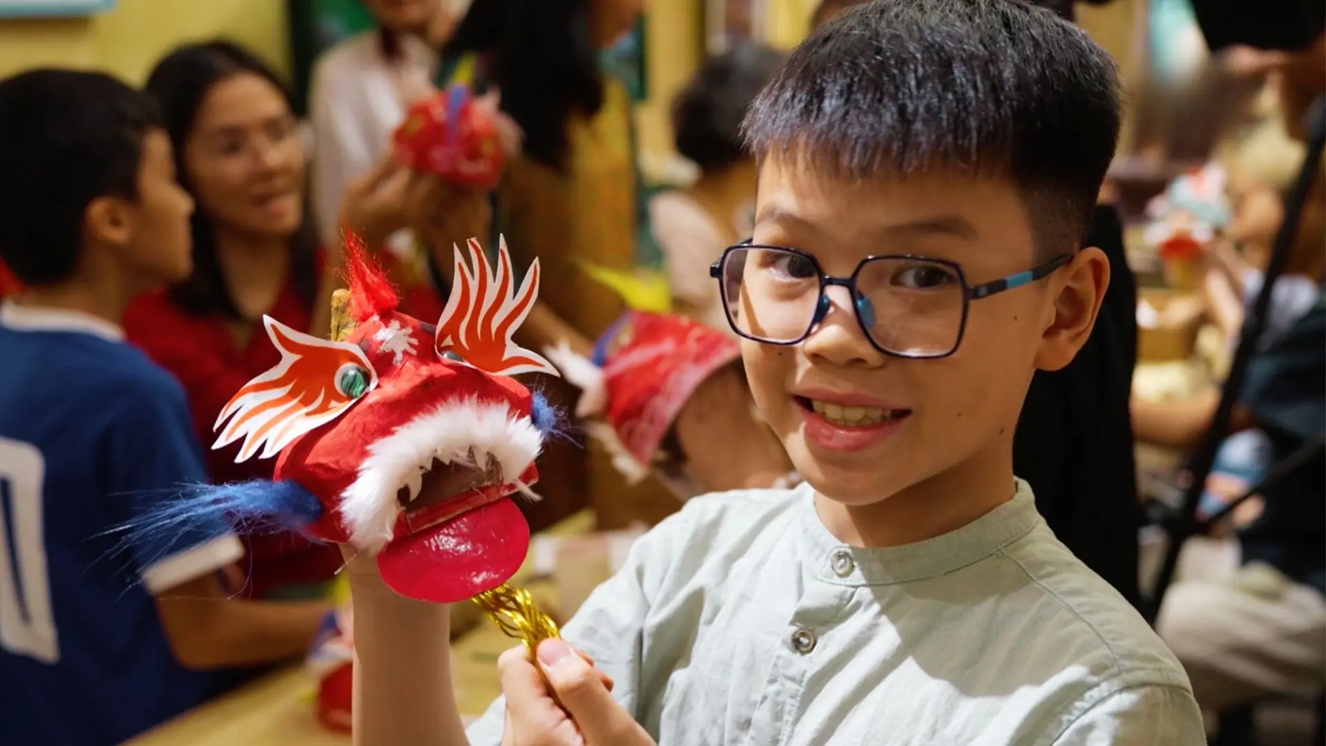 Làm đầu sư tử Trung thu 